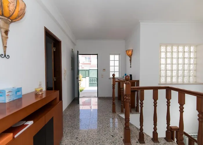 With Swimming Pool * Sesimbra