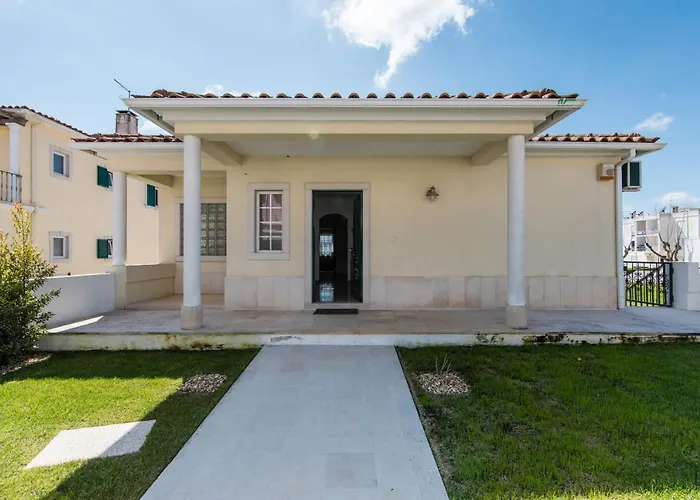 With Swimming Pool Vila