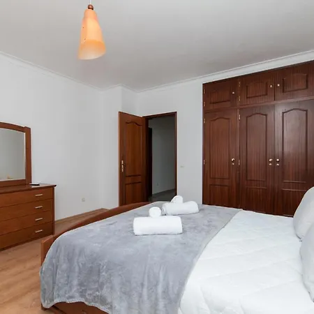 Βίλα With Swimming Pool